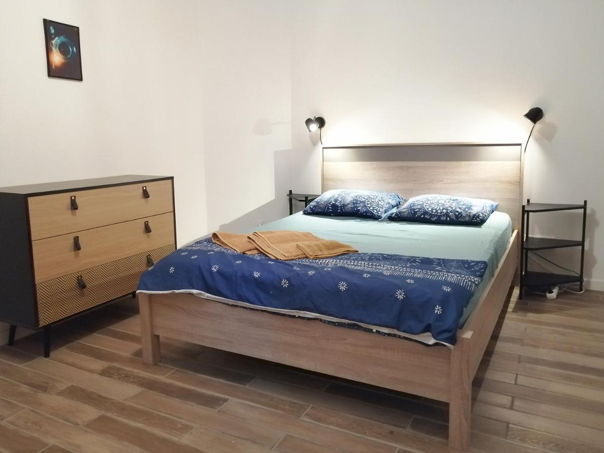 Appartamento Blue Rent Bron Esterno foto
