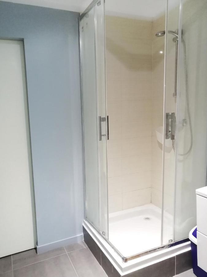 Appartamento Blue Rent Bron Esterno foto